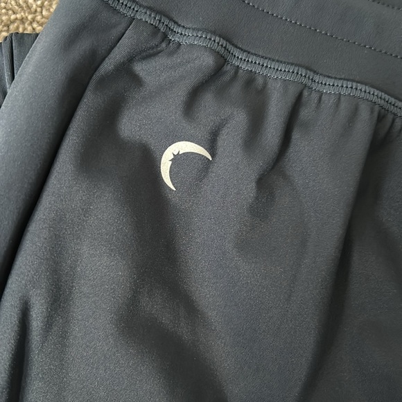 ZYIA Everywhere Zipper Joggers with gold zipper *navy* - Picture 9 of 12